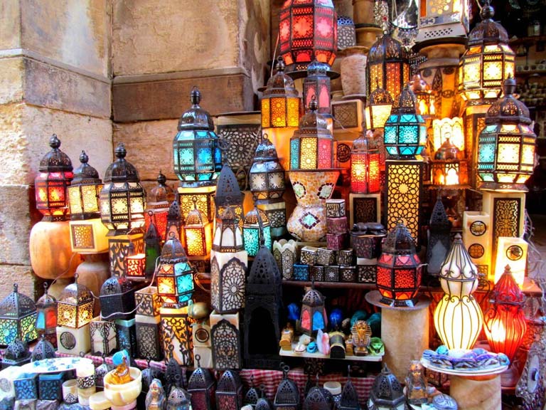 Kahire’nin Alışveriş Cenneti: Han el-Halili Çarşısı